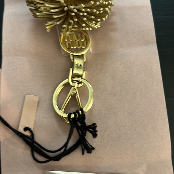 Beautiful Gold Brand New Miu Miu Key Chain - Picture 4 of 7